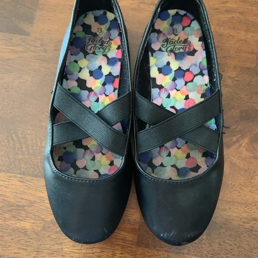 Girls flats